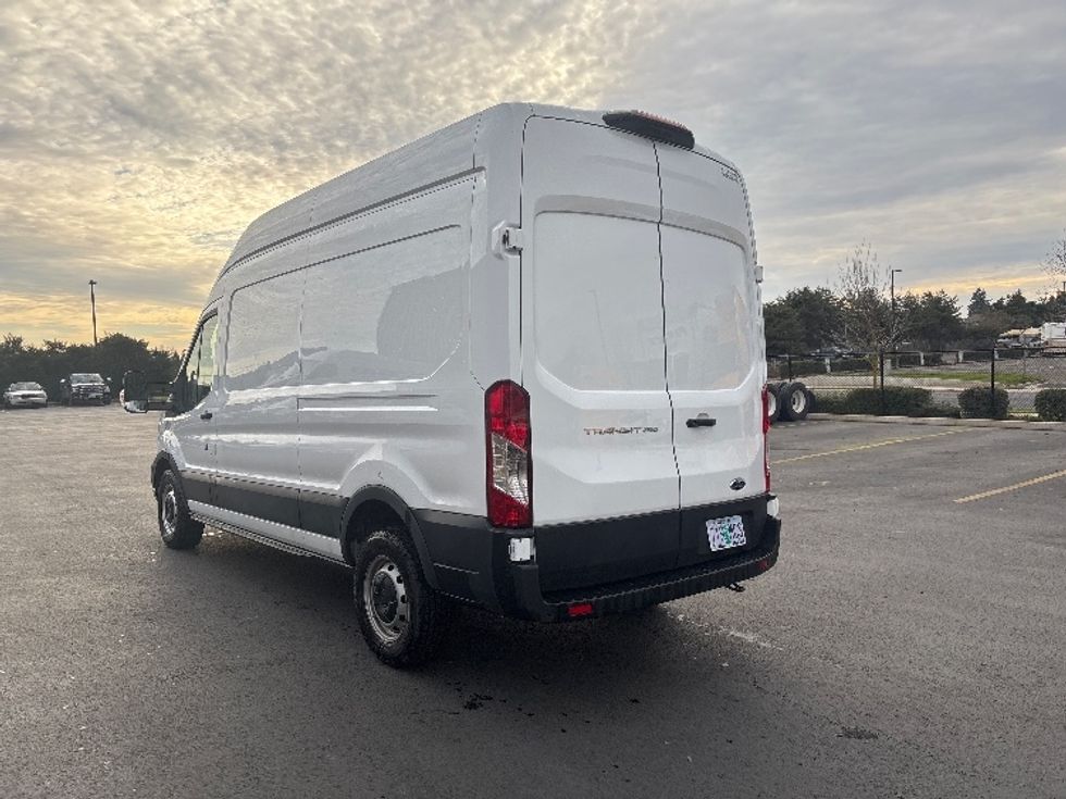Cargo Van (Panel Van)-Light and Medium Duty Trucks-Ford-2021-Transit 250-Clackamas-OR-38,030\n\t\tmiles-$ 40,000 - Image 6