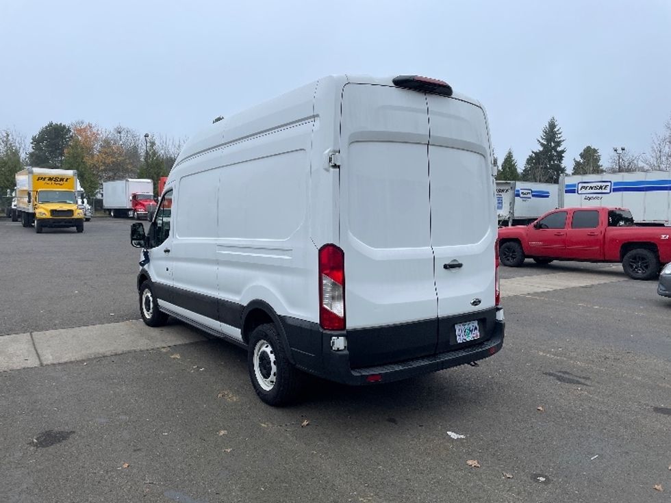 Cargo Van (Panel Van)-Light and Medium Duty Trucks-Ford-2021-Transit 250-Clackamas-OR-69,977\n\t\tmiles-$ 37,750 - Image 5