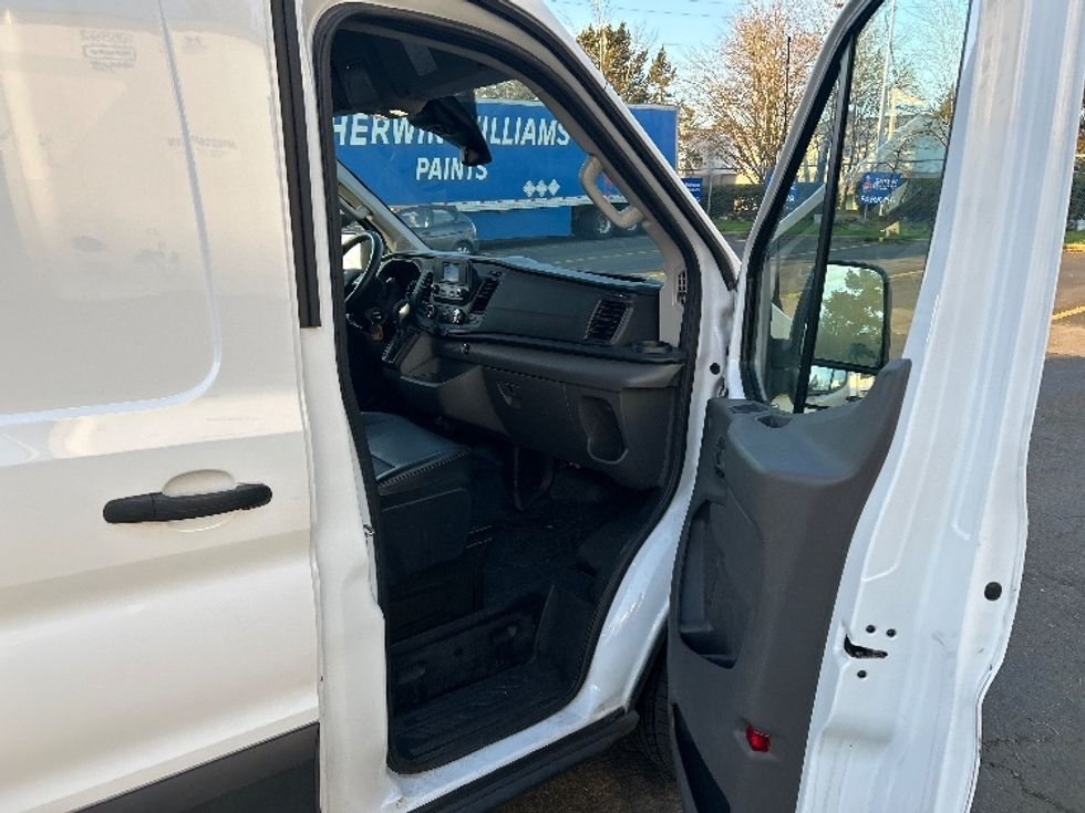 Cargo Van (Panel Van)-Light and Medium Duty Trucks-Ford-2021-Transit 250-Clackamas-OR-74,508\n\t\tmiles-$ 36,750 - Image 20