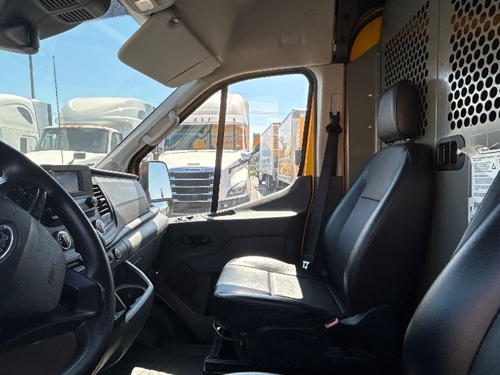 Cargo Van (Panel Van)-Light and Medium Duty Trucks-Ford-2021-Transit 250-Corona-CA-122,398\n\t\tmiles-$ 28,250 - Image 18