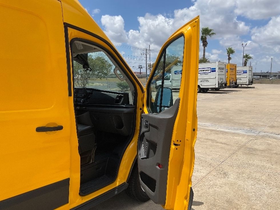 Cargo Van (Panel Van)-Light and Medium Duty Trucks-Ford-2021-Transit 250-Corpus Christi-TX-119,666\n\t\tmiles-$ 29,750 - Image 19