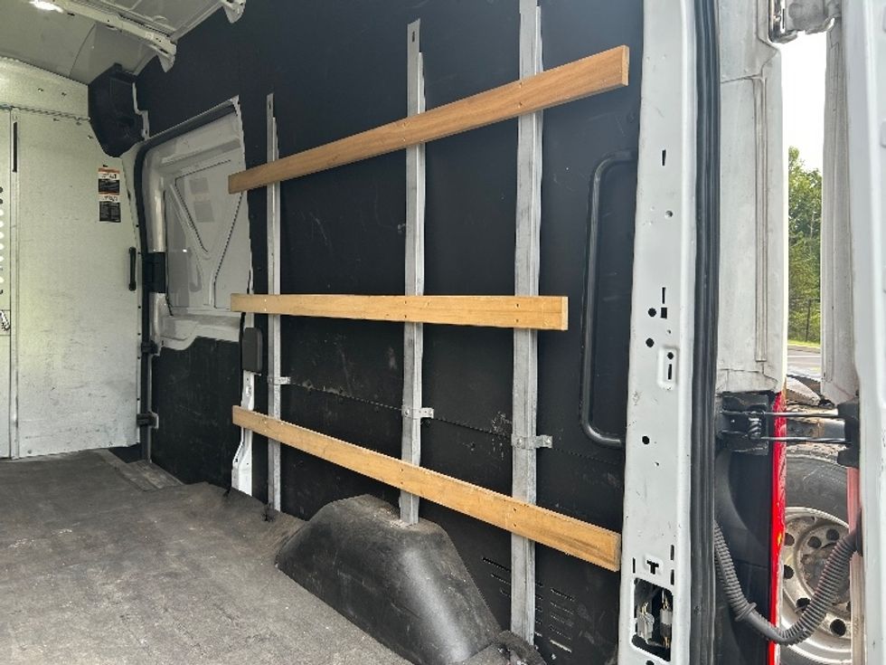 Cargo Van (Panel Van)-Light and Medium Duty Trucks-Ford-2021-Transit 250-Cranbury-NJ-43,413\n\t\tmiles-$ 37,250 - Image 10