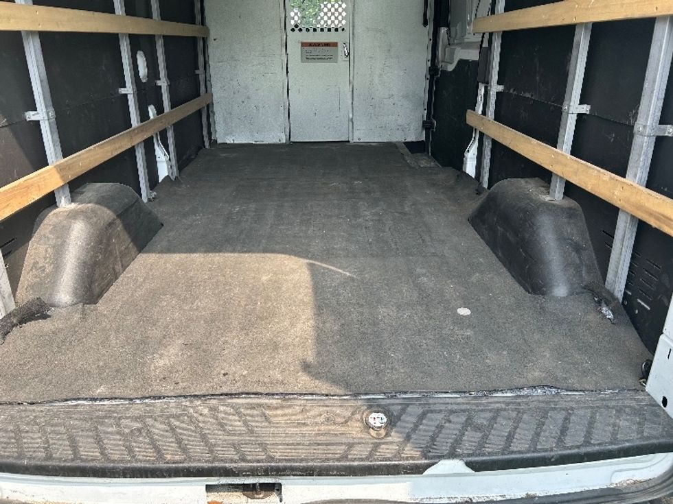 Cargo Van (Panel Van)-Light and Medium Duty Trucks-Ford-2021-Transit 250-Cranbury-NJ-43,413\n\t\tmiles-$ 37,250 - Image 8
