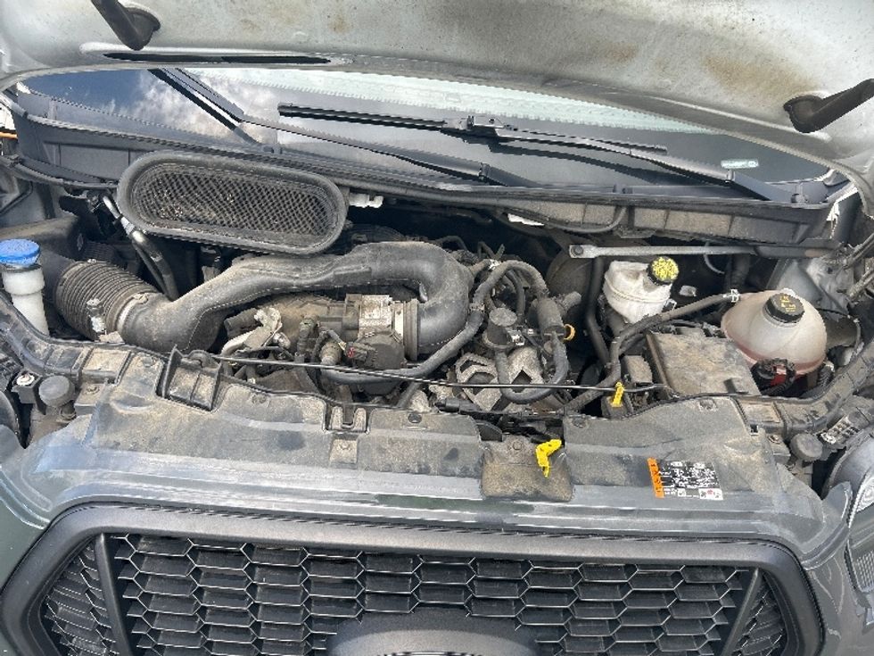 Cargo Van (Panel Van)-Light and Medium Duty Trucks-Ford-2021-Transit 250-Cranbury-NJ-72,815\n\t\tmiles-$ 34,000 - Image 22