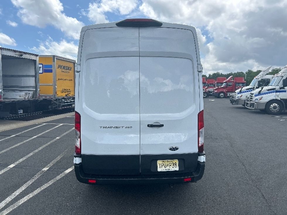 Cargo Van (Panel Van)-Light and Medium Duty Trucks-Ford-2021-Transit 250-Cranbury-NJ-72,815\n\t\tmiles-$ 34,000 - Image 7