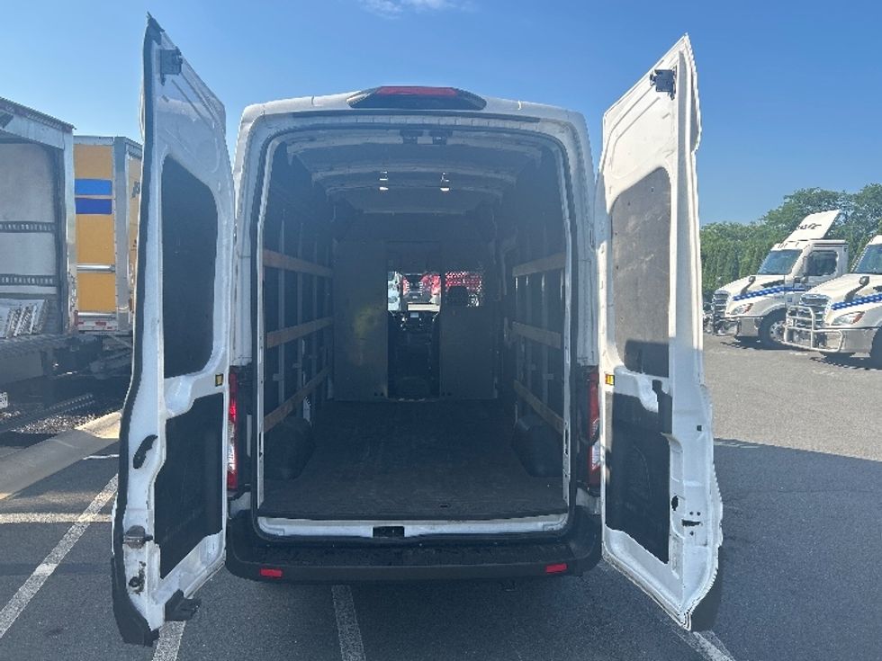 Cargo Van (Panel Van)-Light and Medium Duty Trucks-Ford-2021-Transit 250-Cranbury-NJ-72,815\n\t\tmiles-$ 34,000 - Image 9
