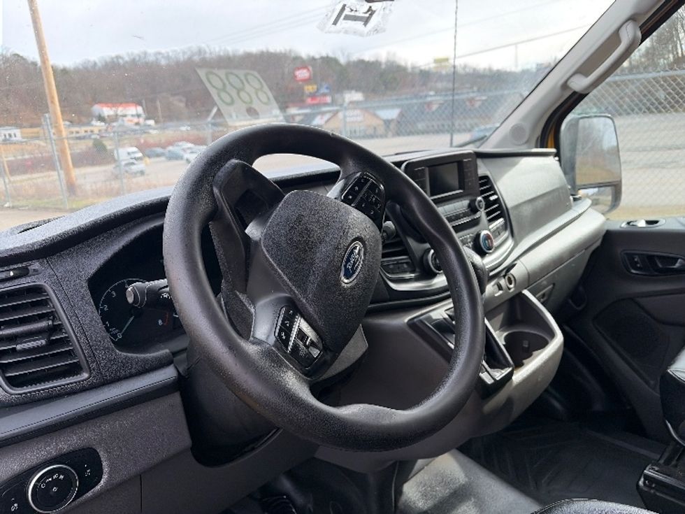 Cargo Van (Panel Van)-Light and Medium Duty Trucks-Ford-2021-Transit 250-Cross Lanes-WV-181,719\n\t\tmiles-$ 16,750 - Image 17