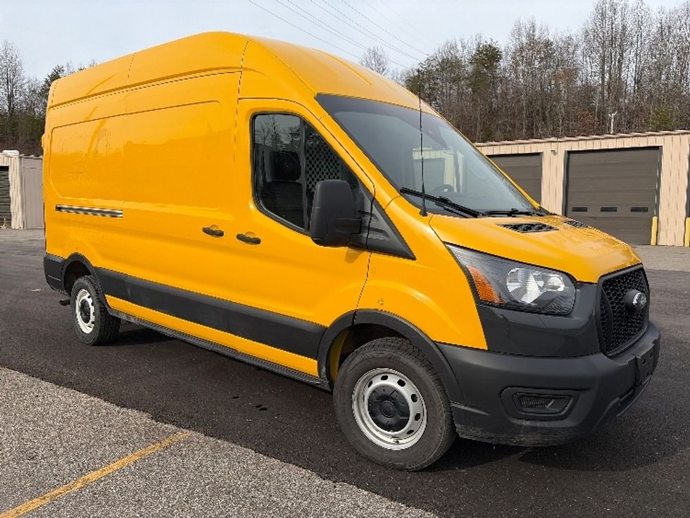 Cargo Van (Panel Van)-Light and Medium Duty Trucks-Ford-2021-Transit 250-Cross Lanes-WV-181,719\n\t\tmiles-$ 9,000 - Image 1
