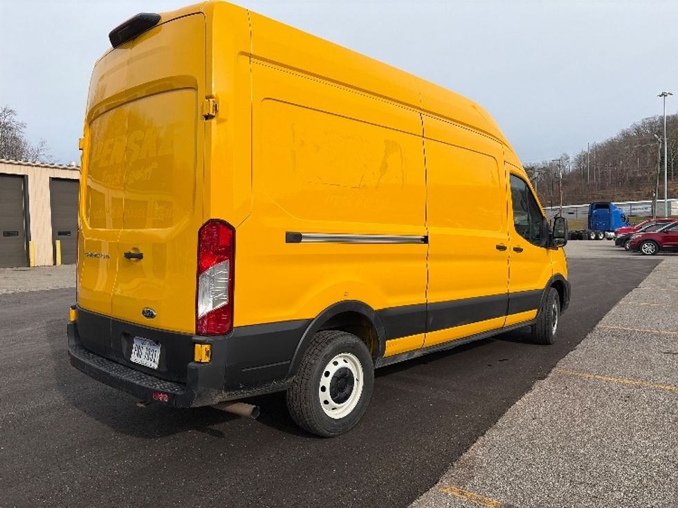 Cargo Van (Panel Van)-Light and Medium Duty Trucks-Ford-2021-Transit 250-Cross Lanes-WV-181,719\n\t\tmiles-$ 9,000 - Image 13
