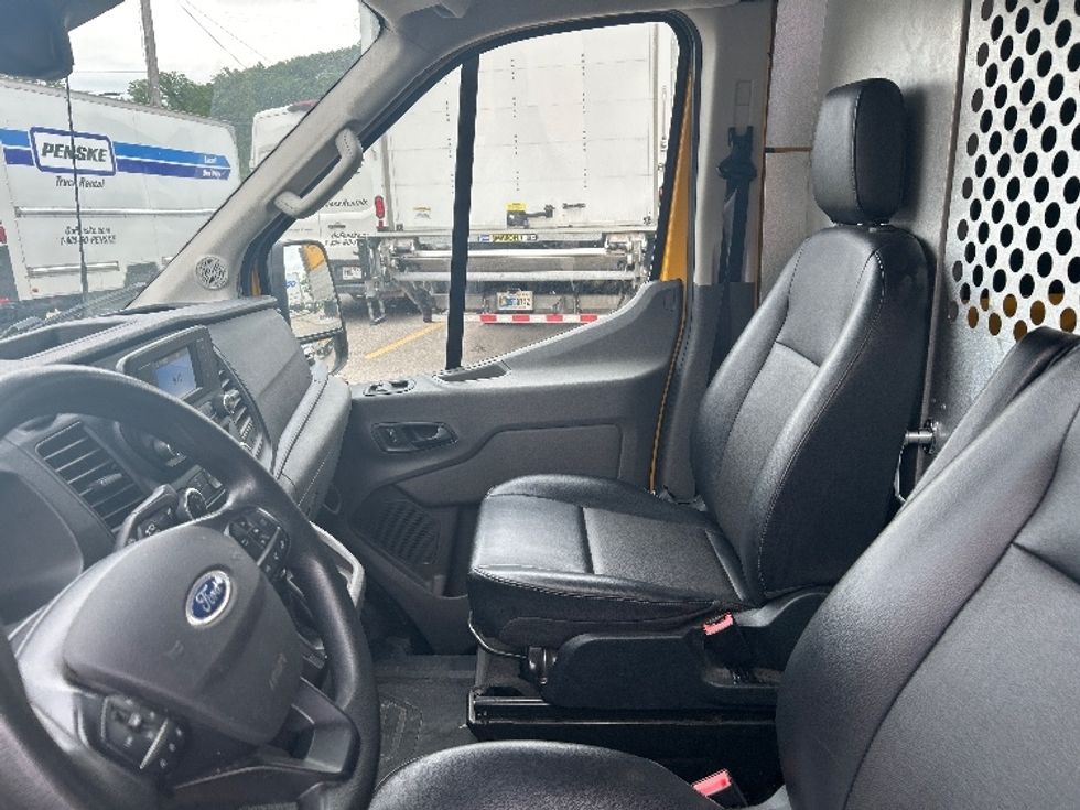 Cargo Van (Panel Van)-Light and Medium Duty Trucks-Ford-2021-Transit 250-Cross Lanes-WV-57,262\n\t\tmiles-$ 31,500 - Image 16