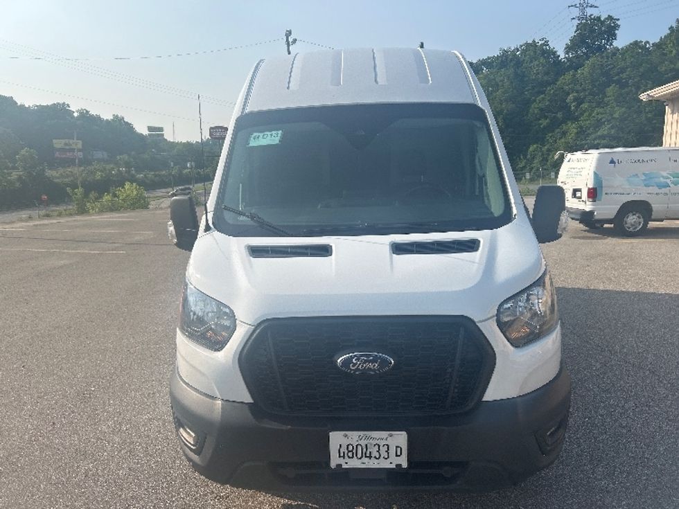 Cargo Van (Panel Van)-Light and Medium Duty Trucks-Ford-2021-Transit 250-Cross Lanes-WV-57,601\n\t\tmiles-$ 34,500 - Image 2