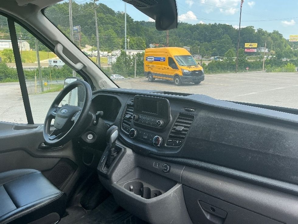 Cargo Van (Panel Van)-Light and Medium Duty Trucks-Ford-2021-Transit 250-Cross Lanes-WV-59,907\n\t\tmiles-$ 34,500 - Image 19