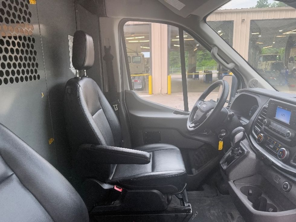 Cargo Van (Panel Van)-Light and Medium Duty Trucks-Ford-2021-Transit 250-Cross Lanes-WV-68,742\n\t\tmiles-$ 35,250 - Image 21