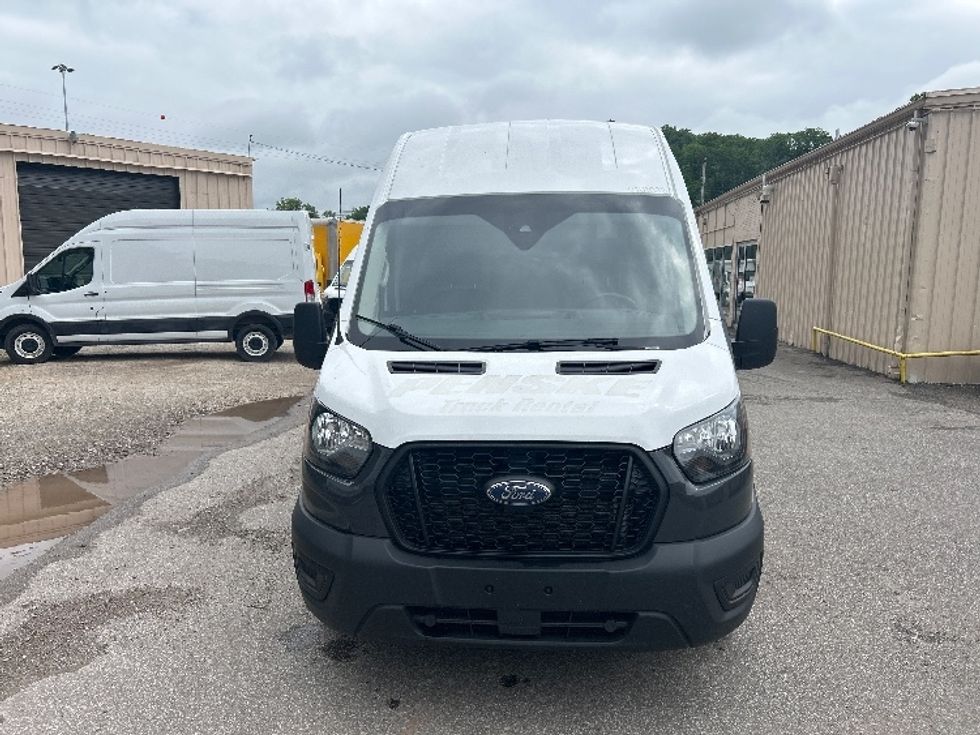 Cargo Van (Panel Van)-Light and Medium Duty Trucks-Ford-2021-Transit 250-Cross Lanes-WV-95,687\n\t\tmiles-$ 33,000 - Image 2