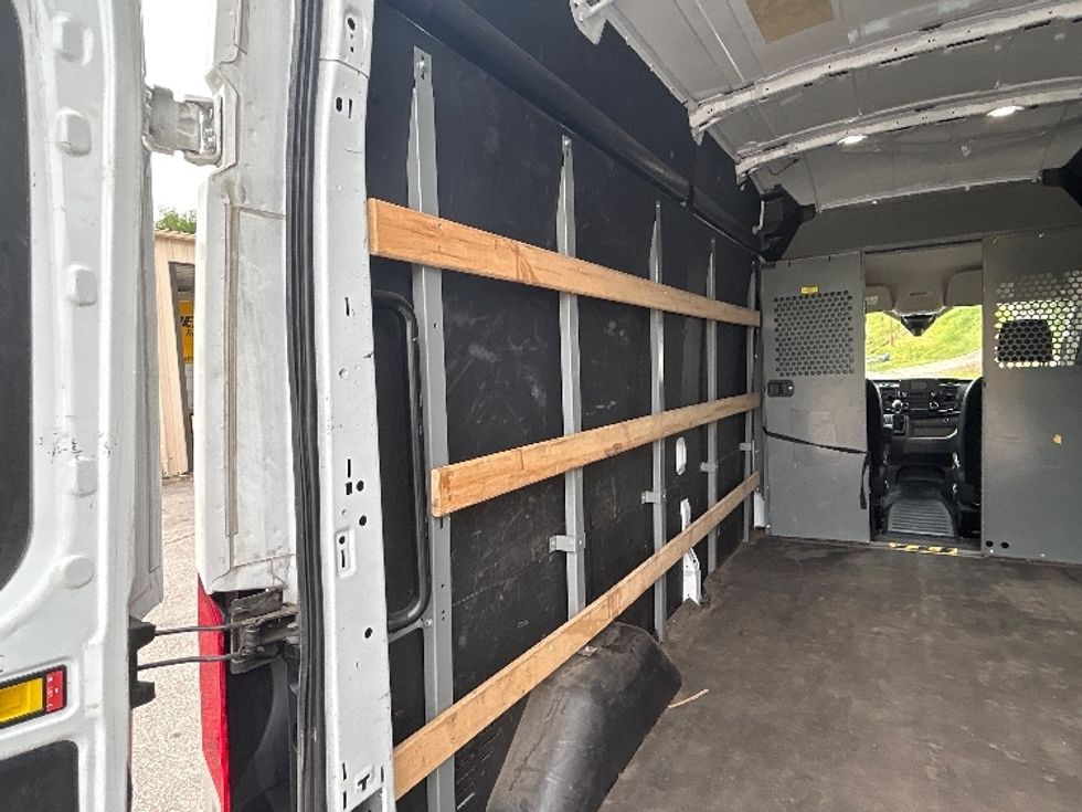 Cargo Van (Panel Van)-Light and Medium Duty Trucks-Ford-2021-Transit 250-Cross Lanes-WV-95,687\n\t\tmiles-$ 33,000 - Image 9