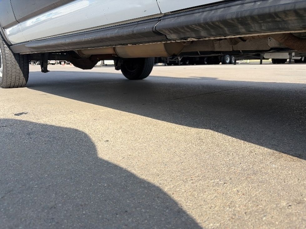 Cargo Van (Panel Van)-Light and Medium Duty Trucks-Ford-2021-Transit 250-Dallas-TX-126,582\n\t\tmiles-$ 31,000 - Image 13