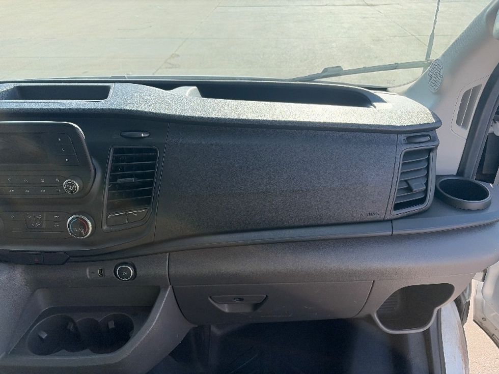 Cargo Van (Panel Van)-Light and Medium Duty Trucks-Ford-2021-Transit 250-Dallas-TX-126,582\n\t\tmiles-$ 31,000 - Image 20