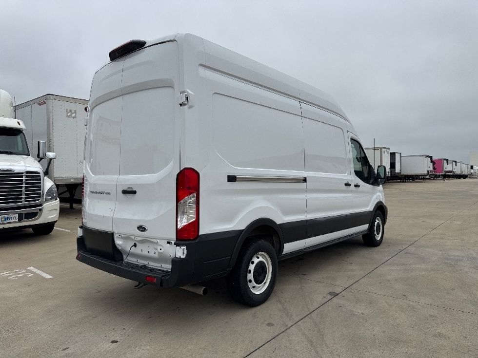 Cargo Van (Panel Van)-Light and Medium Duty Trucks-Ford-2021-Transit 250-Dallas-TX-76,348\n\t\tmiles-$ 36,250 - Image 10