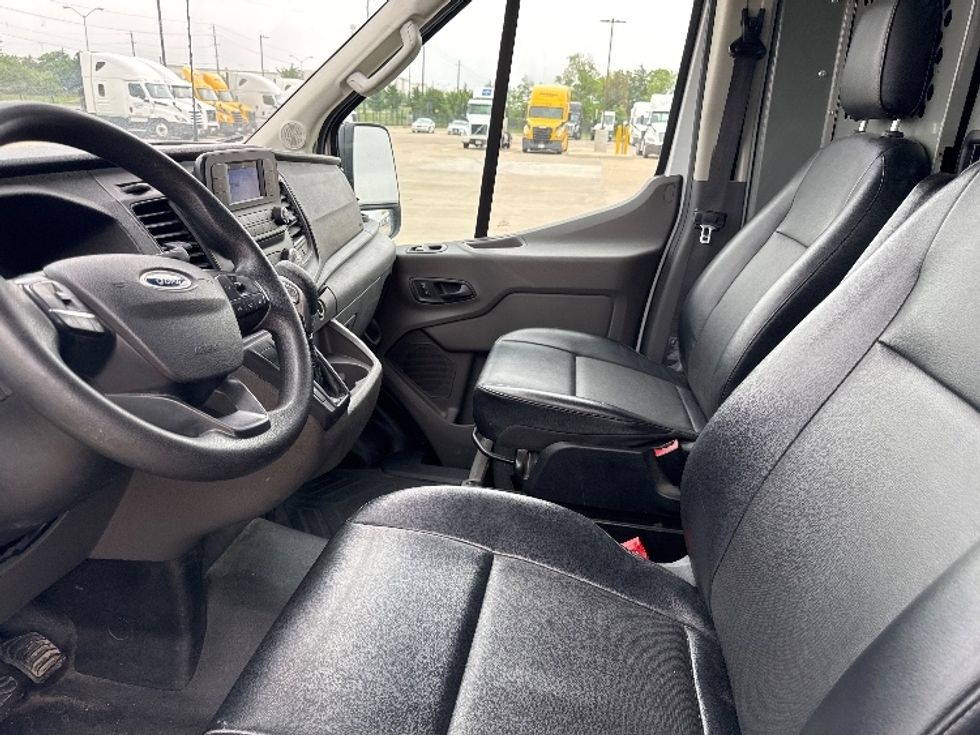 Cargo Van (Panel Van)-Light and Medium Duty Trucks-Ford-2021-Transit 250-Dallas-TX-76,348\n\t\tmiles-$ 36,250 - Image 15