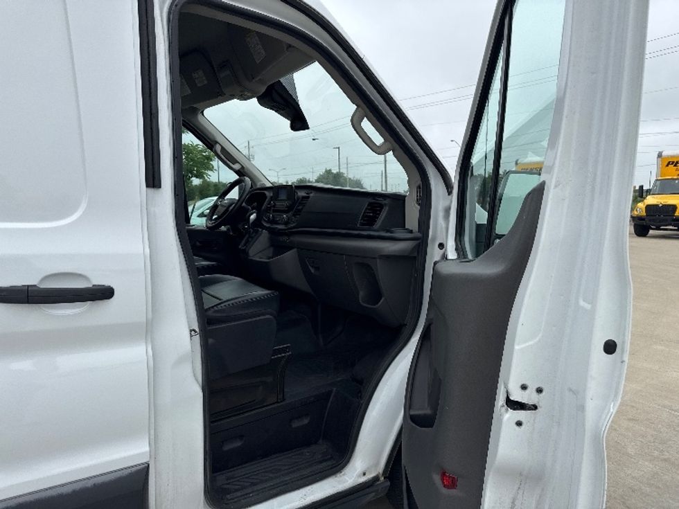Cargo Van (Panel Van)-Light and Medium Duty Trucks-Ford-2021-Transit 250-Dallas-TX-76,348\n\t\tmiles-$ 36,250 - Image 16