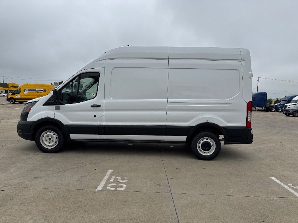 Cargo Van (Panel Van)-Light and Medium Duty Trucks-Ford-2021-Transit 250-Dallas-TX-76,348\n\t\tmiles-$ 36,250 - Image 4