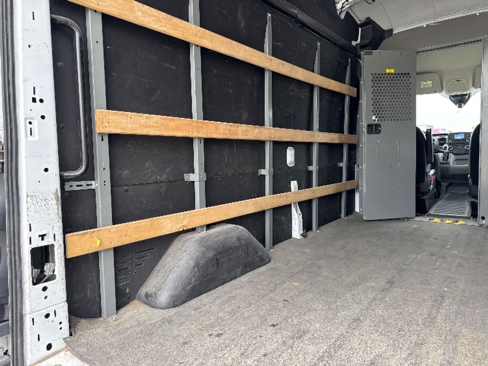 Cargo Van (Panel Van)-Light and Medium Duty Trucks-Ford-2021-Transit 250-Dallas-TX-76,348\n\t\tmiles-$ 36,250 - Image 8