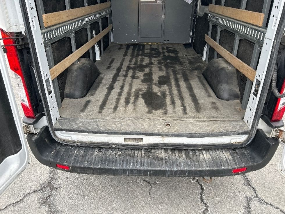 Cargo Van (Panel Van)-Light and Medium Duty Trucks-Ford-2021-Transit 250-Dartmouth-NS-123,817\n\t\tkm-$ 42,000 - Image 10