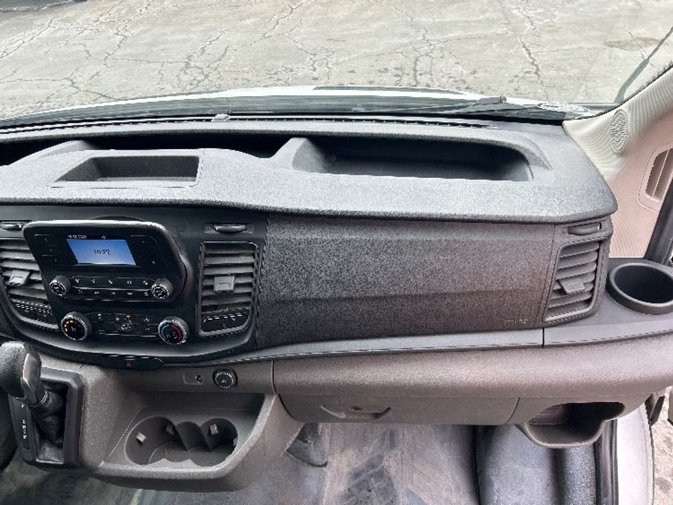 Cargo Van (Panel Van)-Light and Medium Duty Trucks-Ford-2021-Transit 250-Dartmouth-NS-123,817\n\t\tkm-$ 42,000 - Image 21