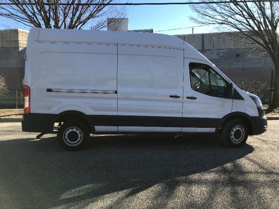 Cargo Van (Panel Van)-Light and Medium Duty Trucks-Ford-2021-Transit 250-Dayton-NJ-23,274\n\t\tmiles-$ 44,750 - Image 15