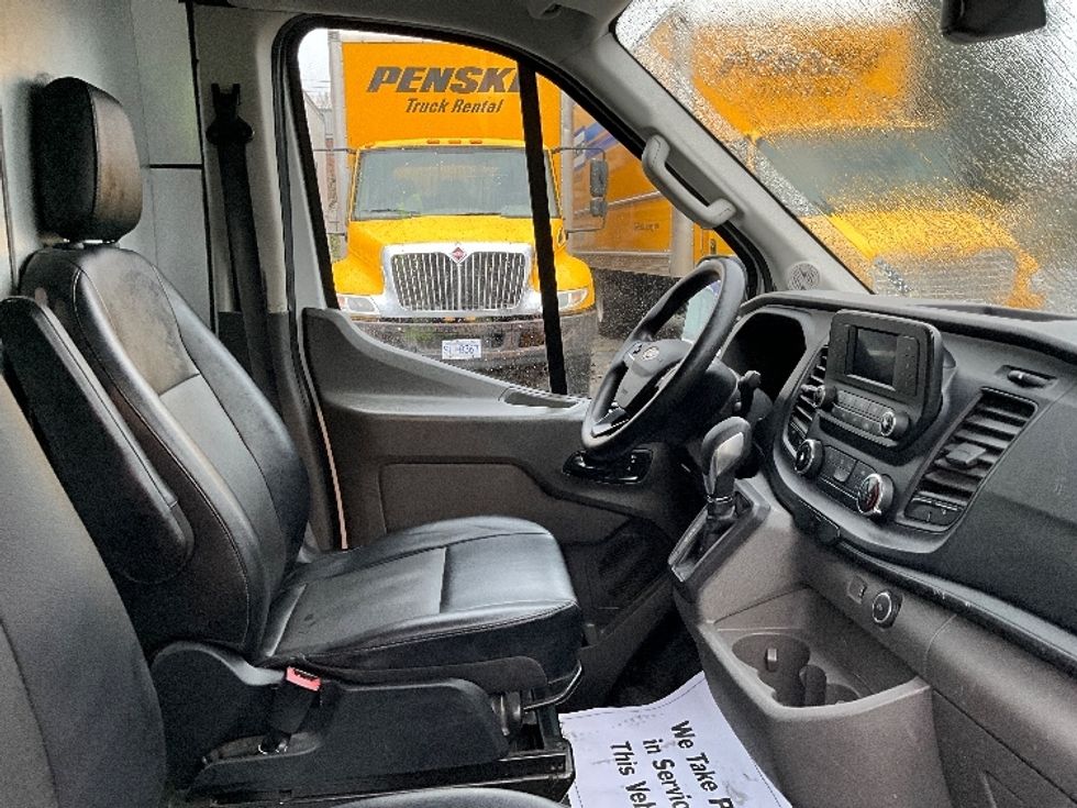 Cargo Van (Panel Van)-Light and Medium Duty Trucks-Ford-2021-Transit 250-Delta-BC-205,095\n\t\tkm-$ 37,250 - Image 18