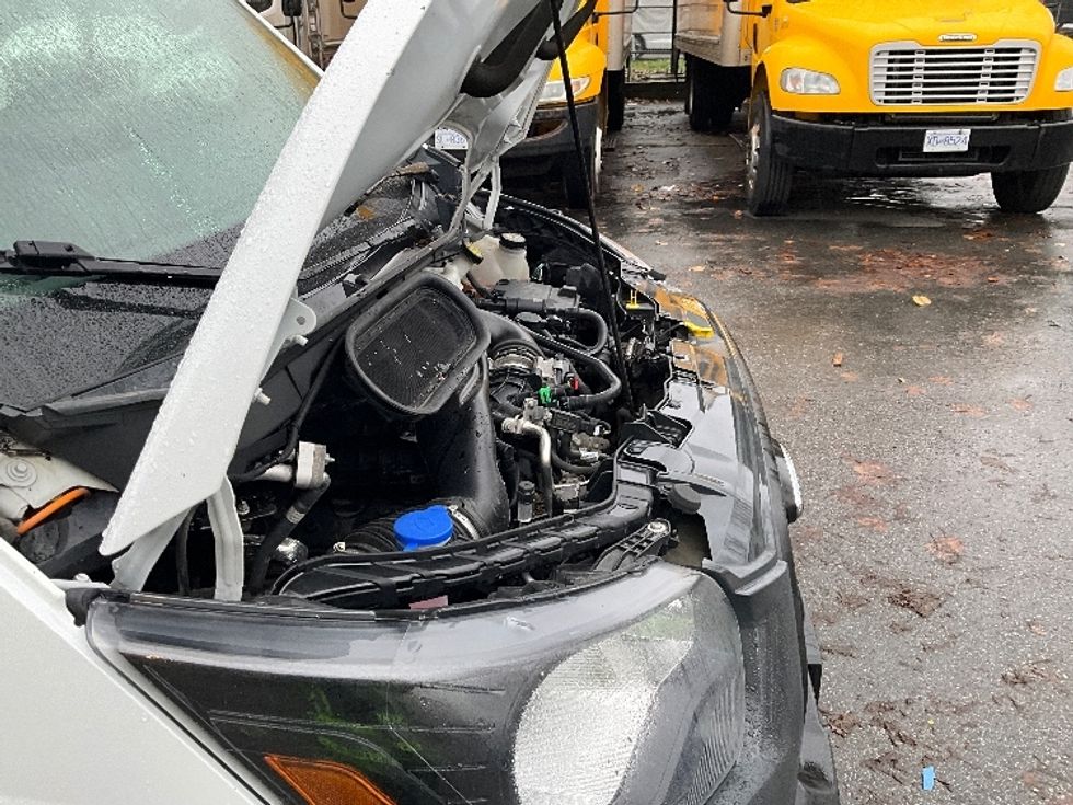 Cargo Van (Panel Van)-Light and Medium Duty Trucks-Ford-2021-Transit 250-Delta-BC-205,095\n\t\tkm-$ 37,250 - Image 19