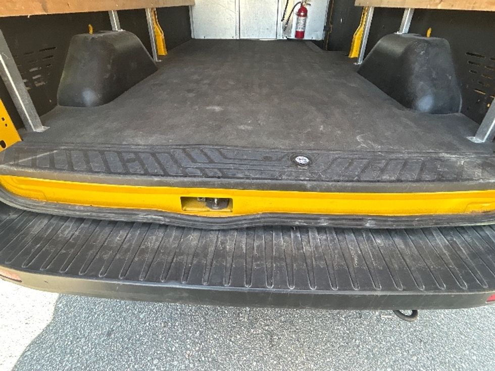 Cargo Van (Panel Van)-Light and Medium Duty Trucks-Ford-2021-Transit 250-Delta-BC-61,978\n\t\tkm-$ 38,000 - Image 8