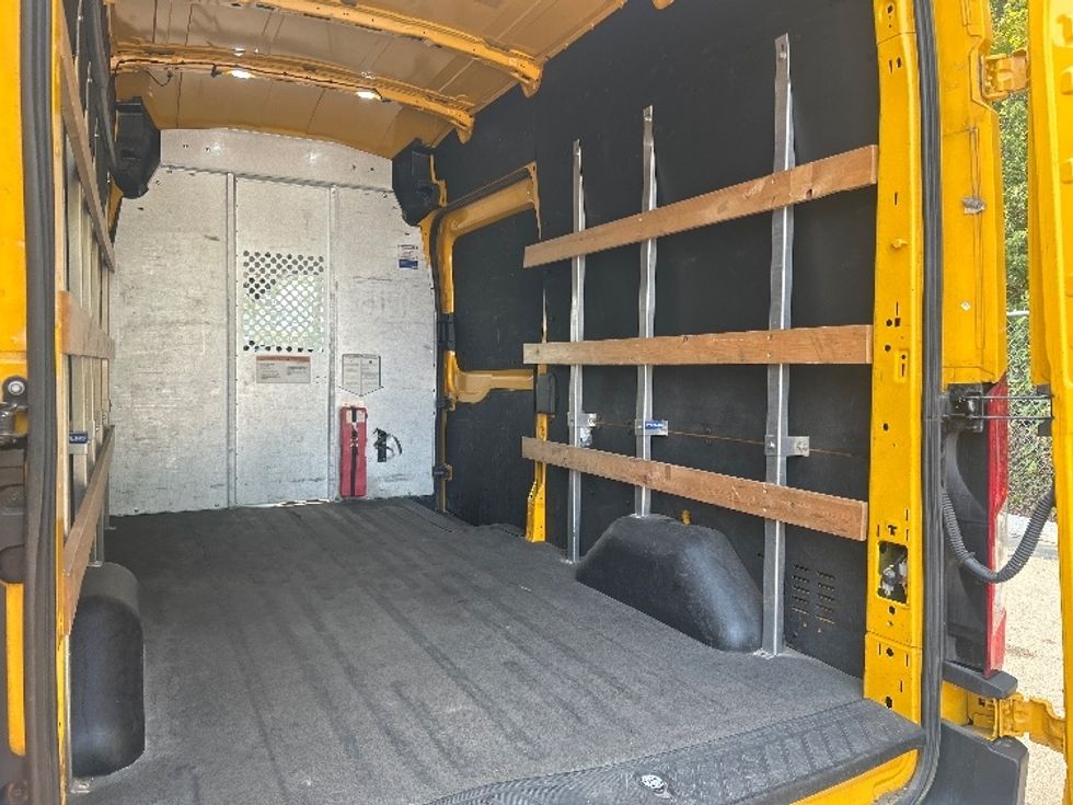 Cargo Van (Panel Van)-Light and Medium Duty Trucks-Ford-2021-Transit 250-Delta-BC-75,731\n\t\tkm-$ 36,250 - Image 10