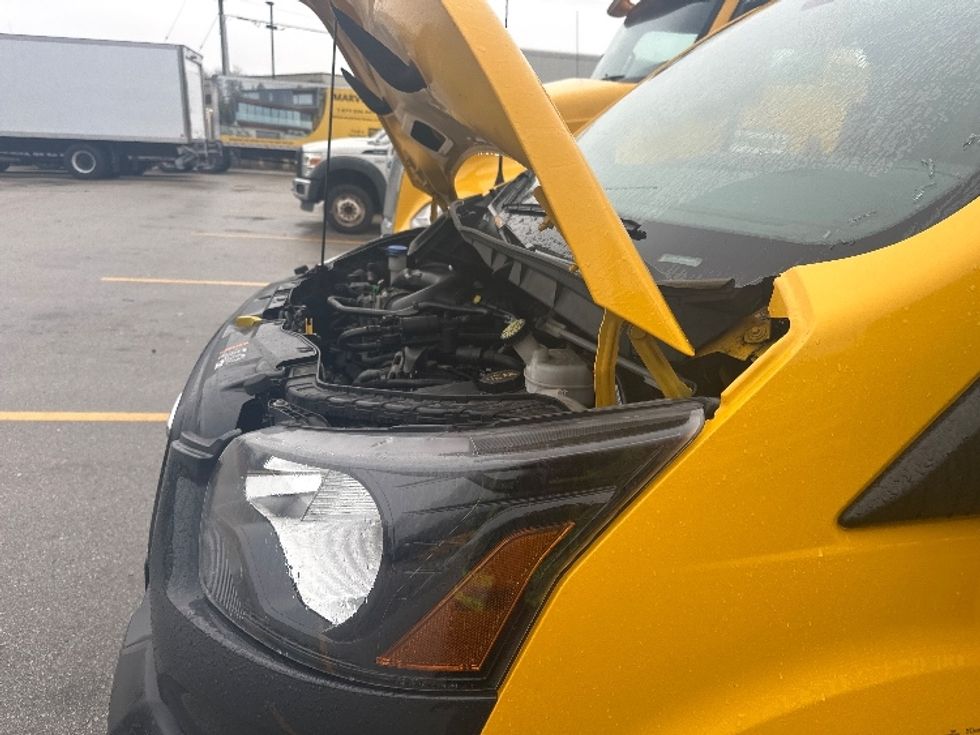 Cargo Van (Panel Van)-Light and Medium Duty Trucks-Ford-2021-Transit 250-Delta-BC-79,192\n\t\tkm-$ 36,750 - Image 20