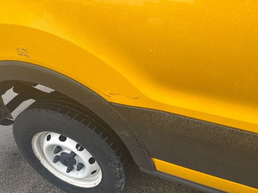 Cargo Van (Panel Van)-Light and Medium Duty Trucks-Ford-2021-Transit 250-Delta-BC-79,192\n\t\tkm-$ 36,750 - Image 22