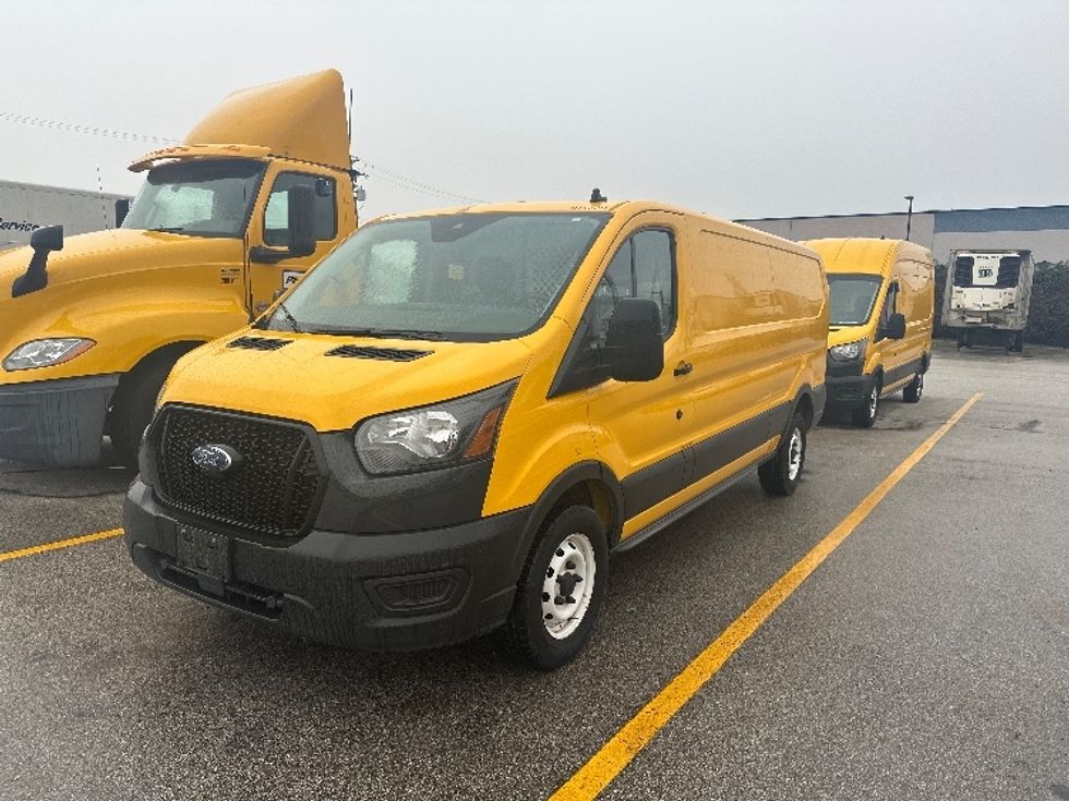 Cargo Van (Panel Van)-Light and Medium Duty Trucks-Ford-2021-Transit 250-Delta-BC-79,192\n\t\tkm-$ 36,750 - Image 3