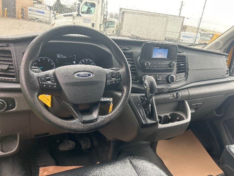 Cargo Van (Panel Van)-Light and Medium Duty Trucks-Ford-2021-Transit 250-Delta-BC-84,459\n\t\tkm-$ 41,500 - Image 15