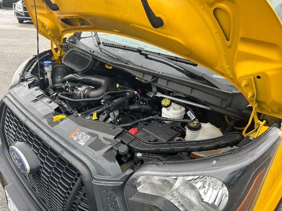 Cargo Van (Panel Van)-Light and Medium Duty Trucks-Ford-2021-Transit 250-Delta-BC-84,459\n\t\tkm-$ 41,500 - Image 21