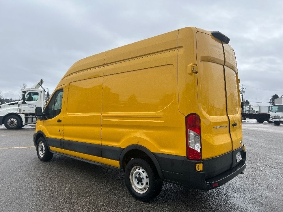 Cargo Van (Panel Van)-Light and Medium Duty Trucks-Ford-2021-Transit 250-Delta-BC-84,459\n\t\tkm-$ 41,500 - Image 5