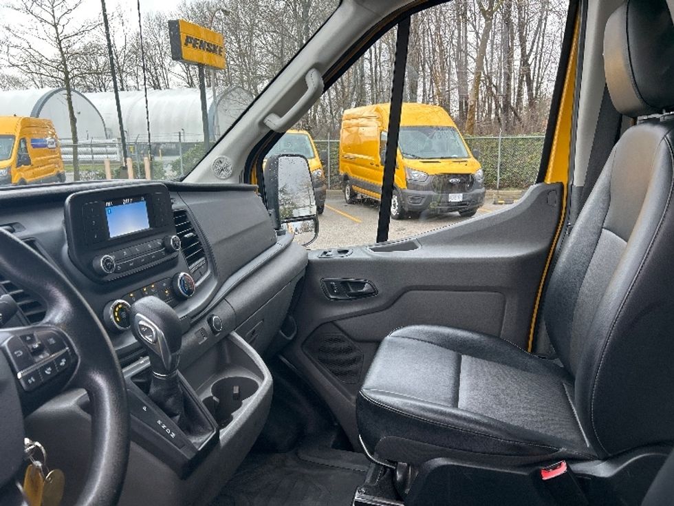 Cargo Van (Panel Van)-Light and Medium Duty Trucks-Ford-2021-Transit 250-Delta-BC-87,096\n\t\tkm-$ 41,250 - Image 16