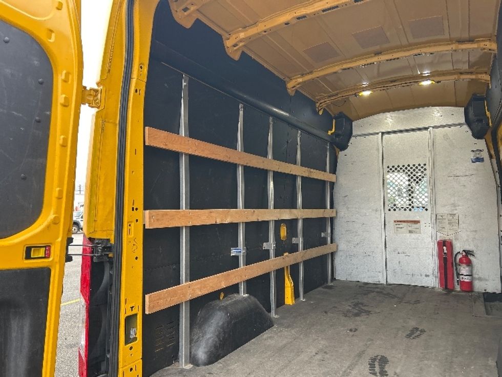 Cargo Van (Panel Van)-Light and Medium Duty Trucks-Ford-2021-Transit 250-Delta-BC-87,096\n\t\tkm-$ 41,250 - Image 9