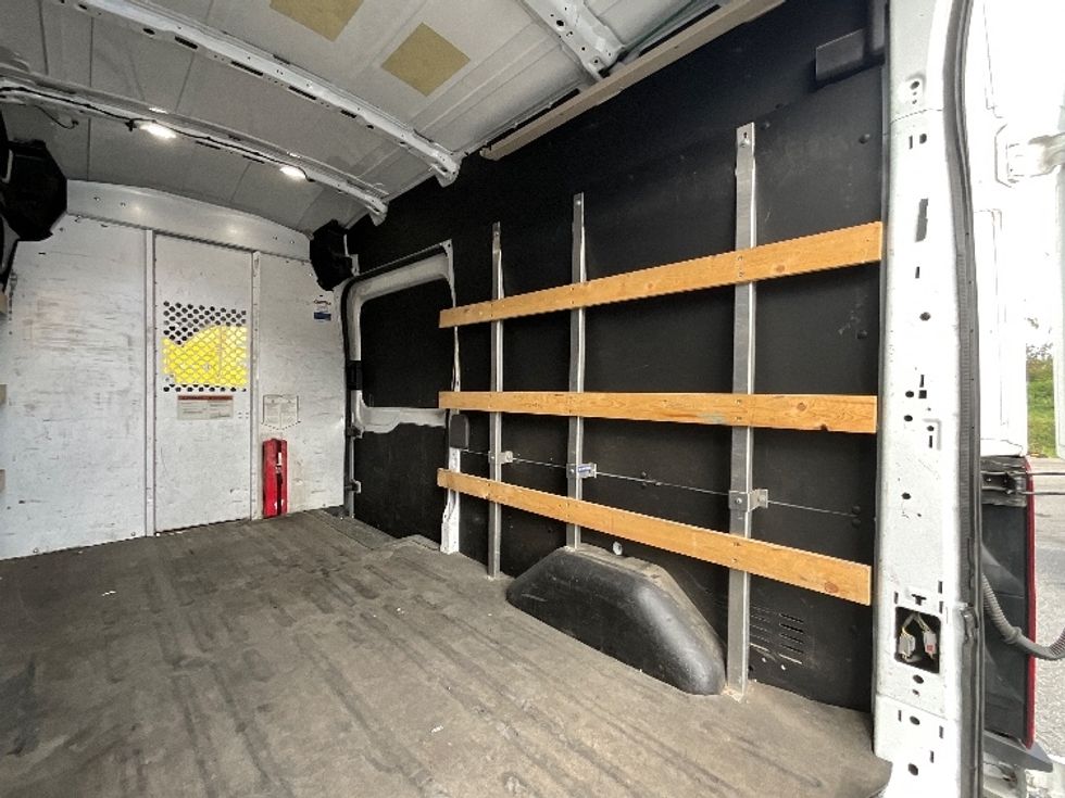 Cargo Van (Panel Van)-Light and Medium Duty Trucks-Ford-2021-Transit 250-Delta-BC-89,965\n\t\tkm-$ 45,750 - Image 11