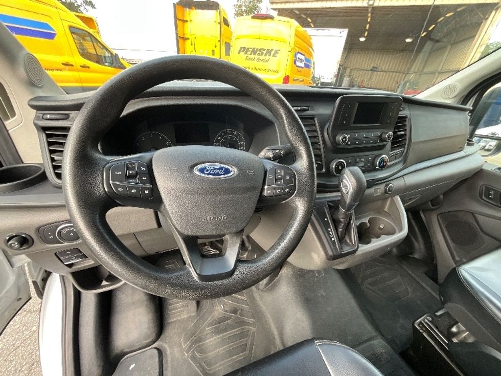 Cargo Van (Panel Van)-Light and Medium Duty Trucks-Ford-2021-Transit 250-Delta-BC-89,965\n\t\tkm-$ 45,750 - Image 17