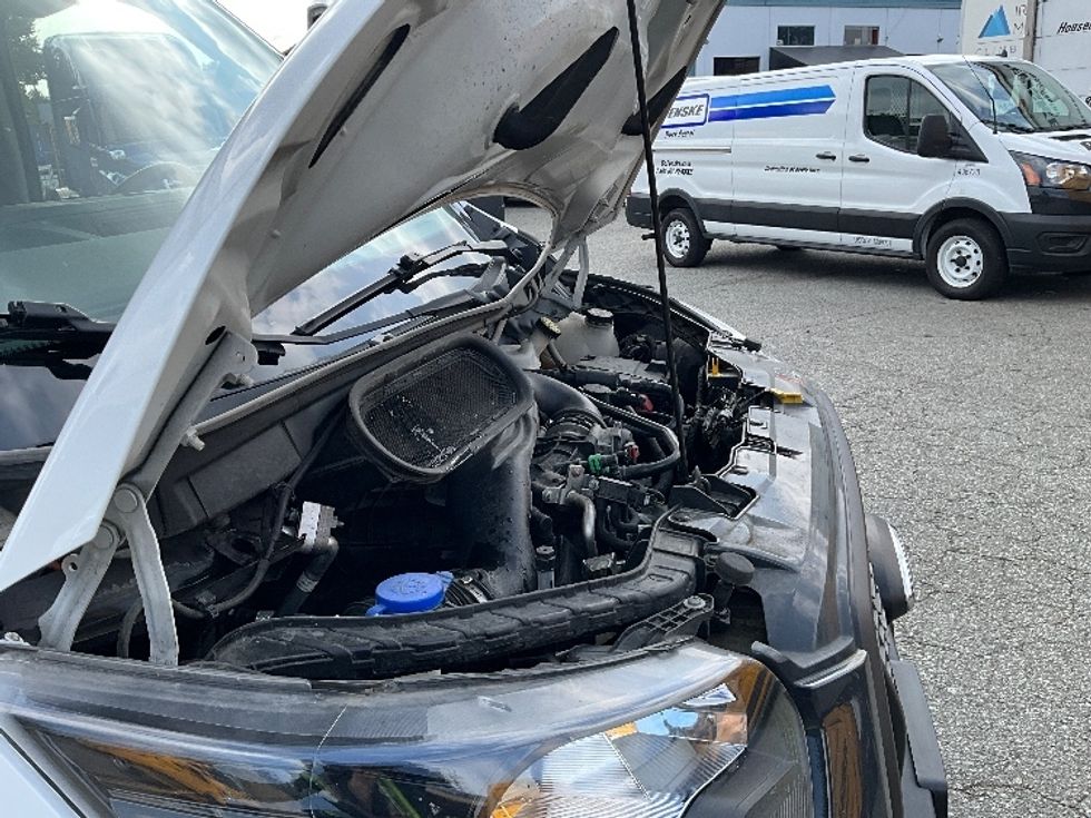 Cargo Van (Panel Van)-Light and Medium Duty Trucks-Ford-2021-Transit 250-Delta-BC-89,965\n\t\tkm-$ 45,750 - Image 22