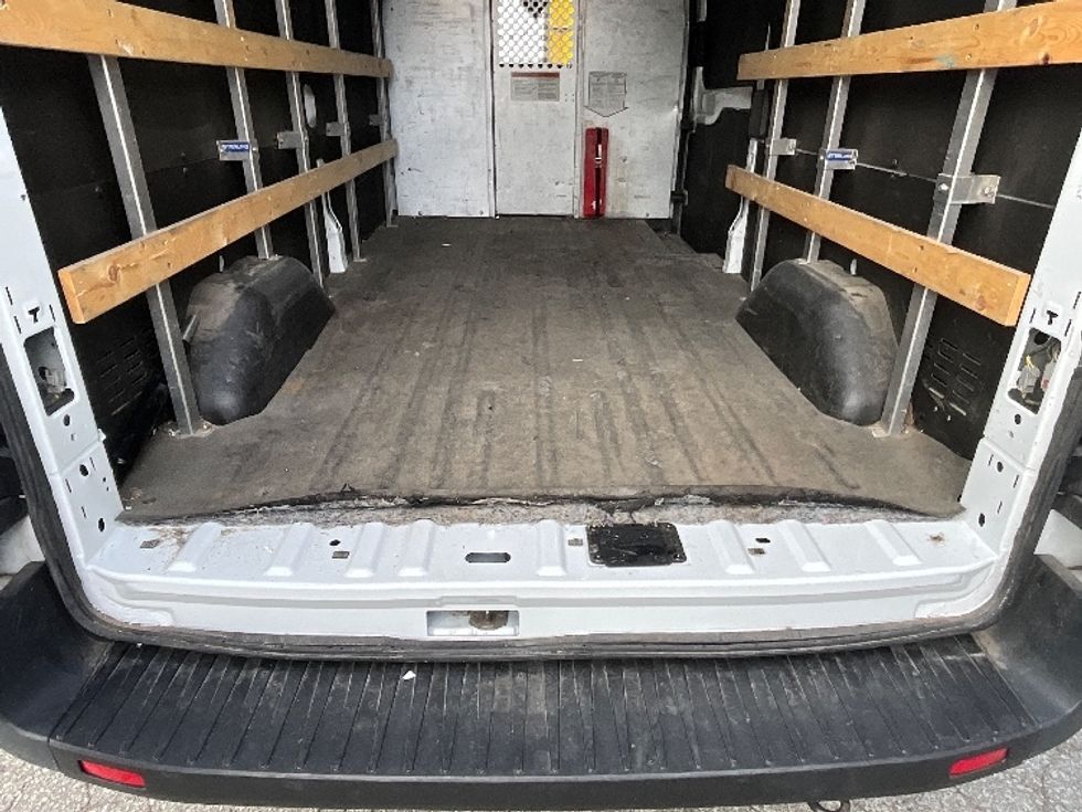 Cargo Van (Panel Van)-Light and Medium Duty Trucks-Ford-2021-Transit 250-Delta-BC-89,965\n\t\tkm-$ 45,750 - Image 9