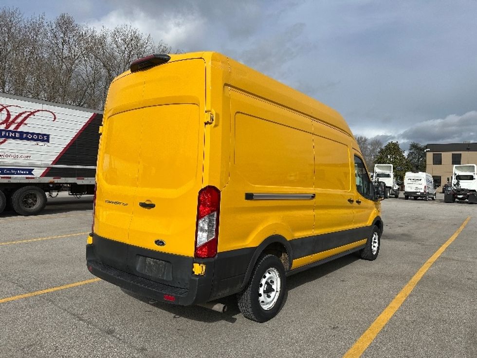 Cargo Van (Panel Van)-Light and Medium Duty Trucks-Ford-2021-Transit 250-Delta-BC-94,586\n\t\tkm-$ 40,750 - Image 10
