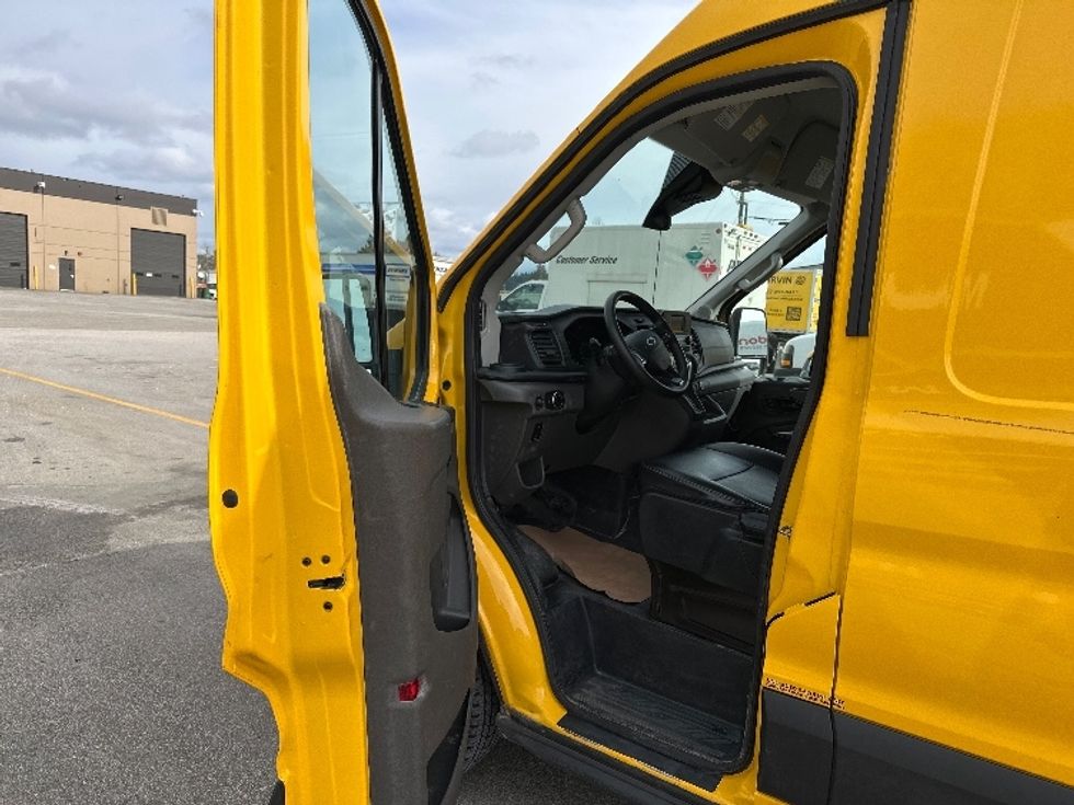 Cargo Van (Panel Van)-Light and Medium Duty Trucks-Ford-2021-Transit 250-Delta-BC-94,586\n\t\tkm-$ 40,750 - Image 12