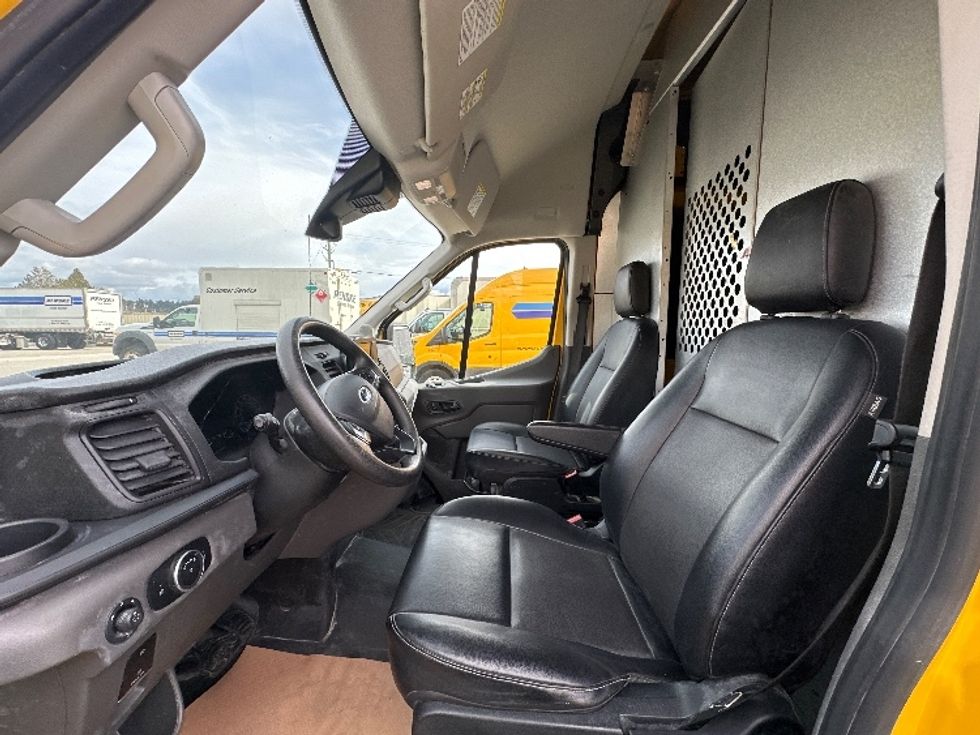 Cargo Van (Panel Van)-Light and Medium Duty Trucks-Ford-2021-Transit 250-Delta-BC-94,586\n\t\tkm-$ 40,750 - Image 15