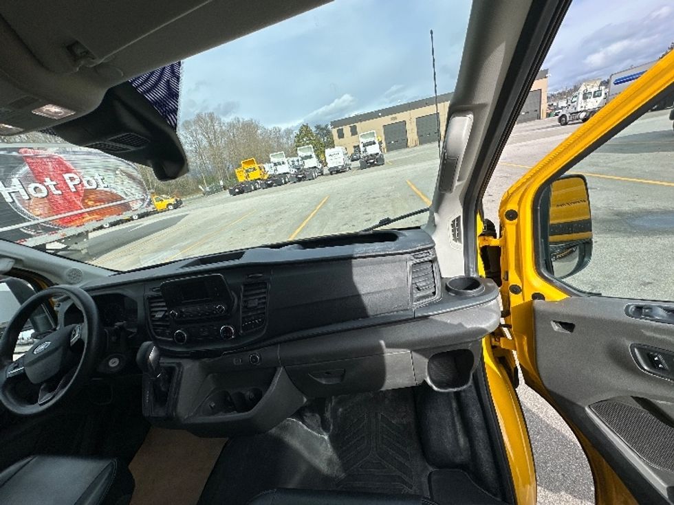 Cargo Van (Panel Van)-Light and Medium Duty Trucks-Ford-2021-Transit 250-Delta-BC-94,586\n\t\tkm-$ 40,750 - Image 17