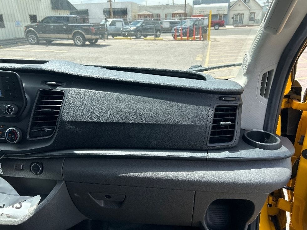 Cargo Van (Panel Van)-Light and Medium Duty Trucks-Ford-2021-Transit 250-Denver-CO-87,553\n\t\tmiles-$ 30,500 - Image 20
